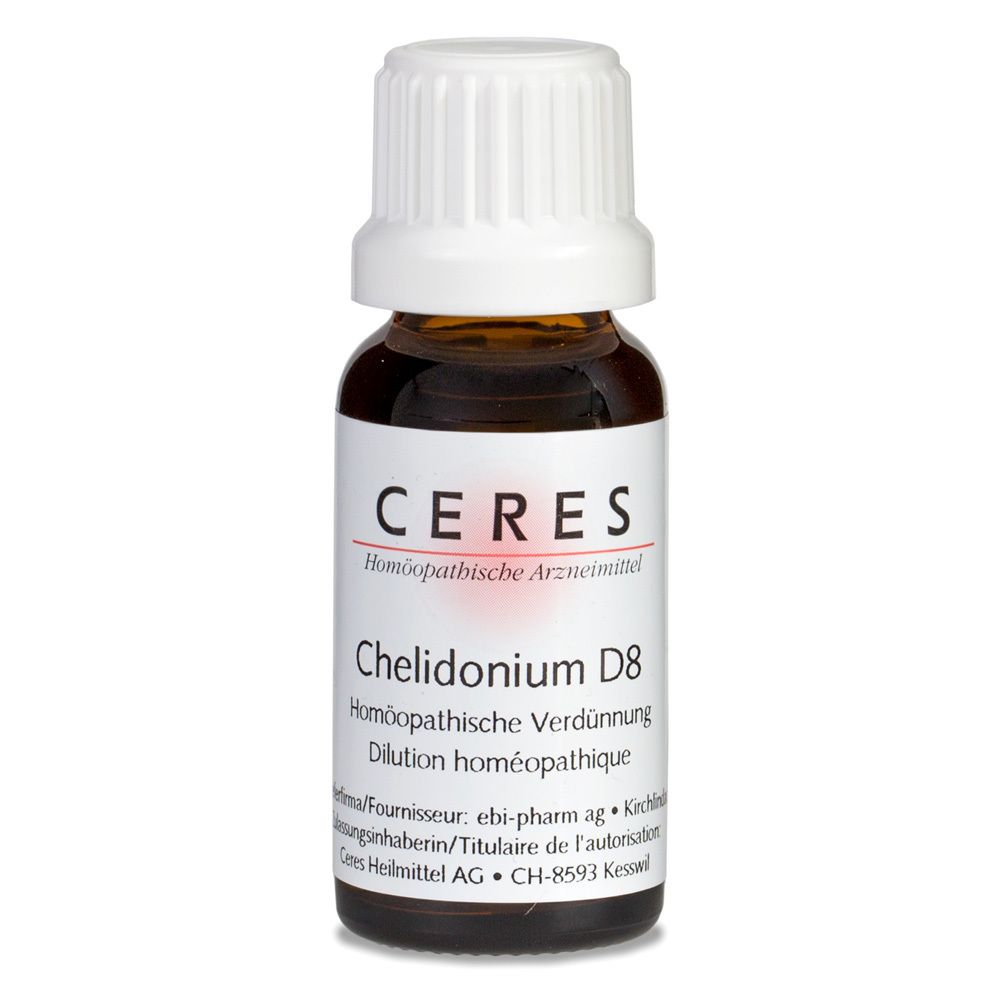 Braune Glasflasche mit weißem Deckel. Beschriftung: CERES, Chelidonium D8, homöopathische Verdünnung.
