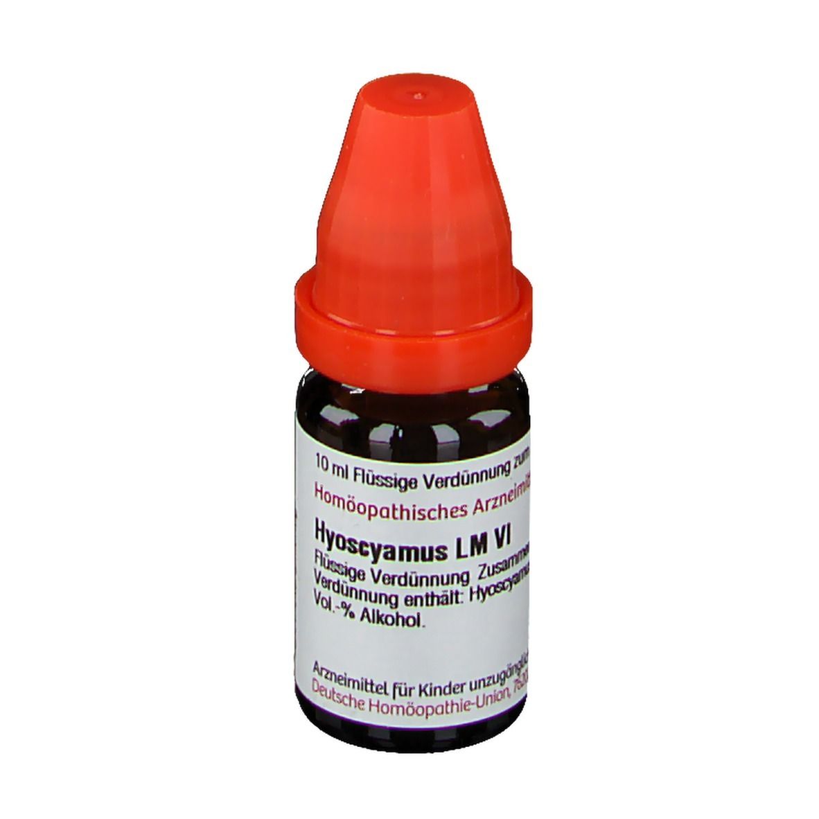 Braune Glasflasche mit rotem Verschluss. Beschriftung: Hyoscyamus LM VI, 10 ml Flüssige Verdünnung, Homöopathisches Arzneimittel.