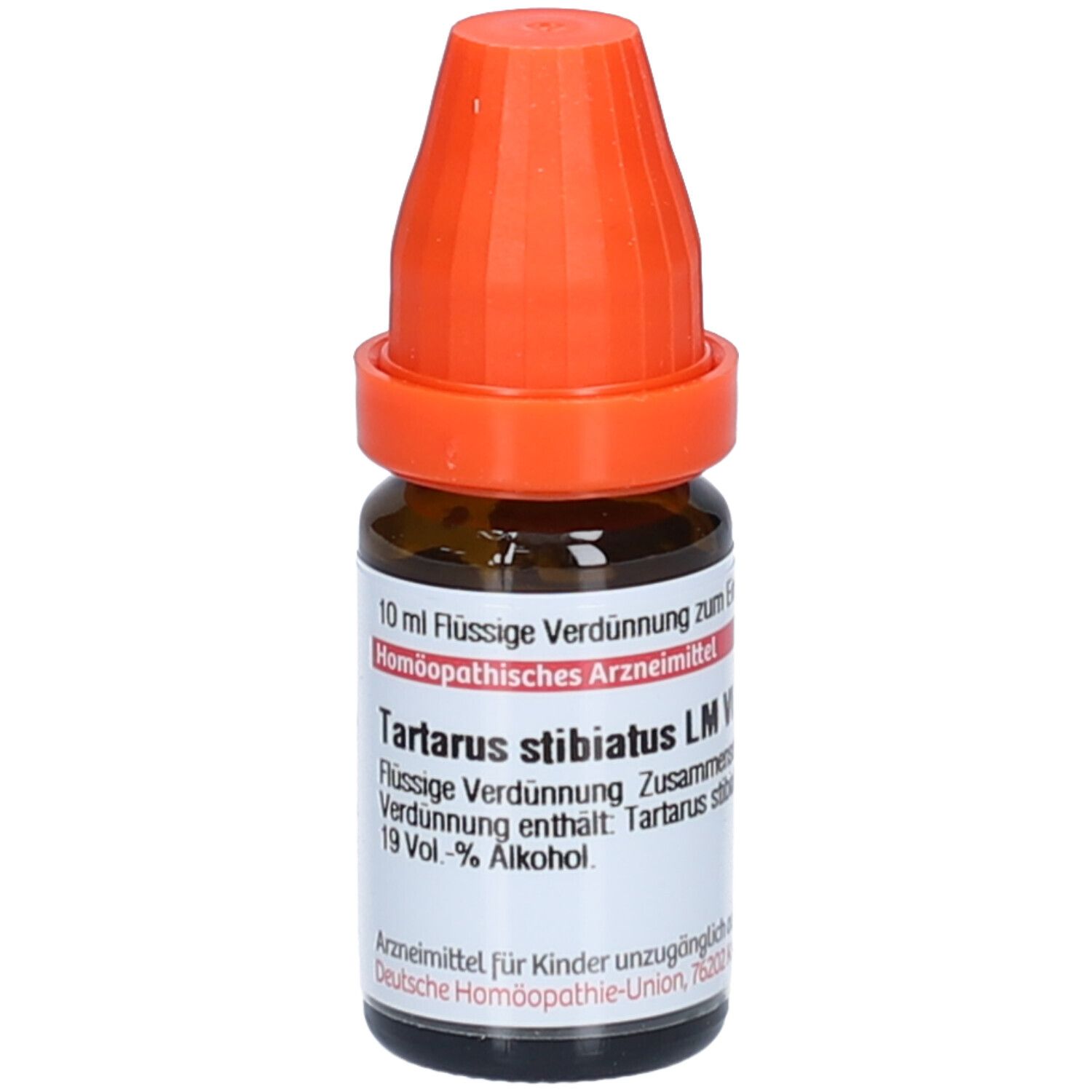 Braune Glasflasche mit orangefarbenem Verschluss. Etikett mit Produktnamen: Tartarus stibiatus LM VI. 10 ml.