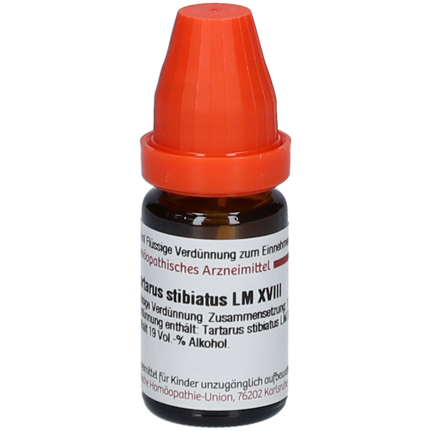 Braune Glasflasche mit orangefarbenem Verschluss. Beschriftung: Tartarus stibiatus LM XVIII, 10 ml Flüssige Verdünnung.