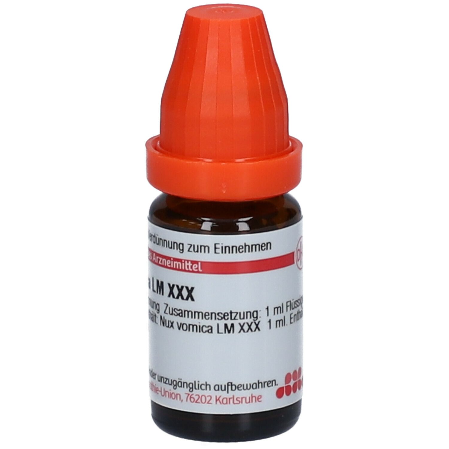 Braune Glasflasche mit orangefarbenem Verschluss. Beschriftung: Nux vomica LM XXX, 1 ml Flüssige Verdünnung. Dhu Logo.