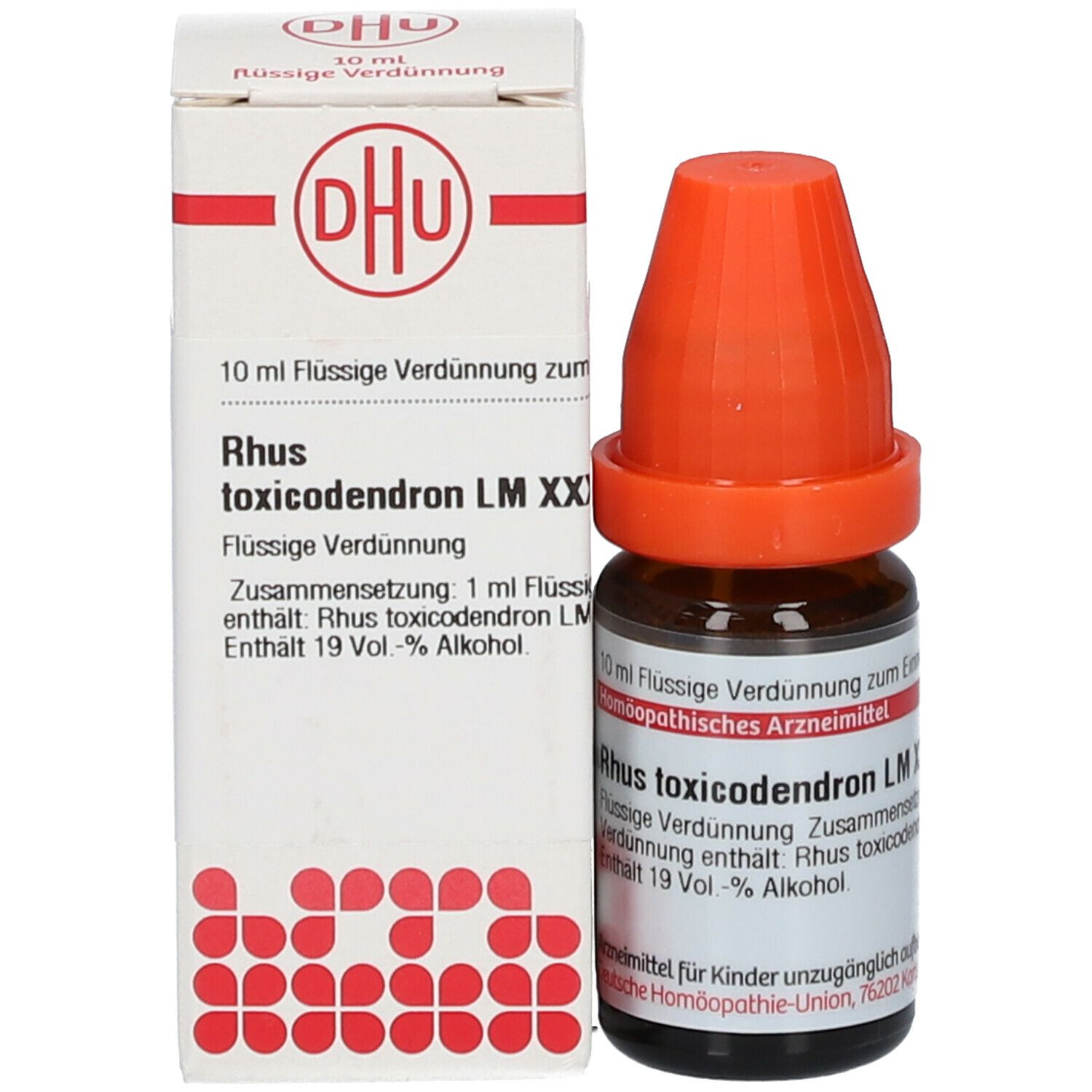 Braune Glasflasche mit orangefarbenem Verschluss und Karton. Beschriftung: DHU, Rhus toxicodendron LM XXX, homöopathisches Arzneimittel.