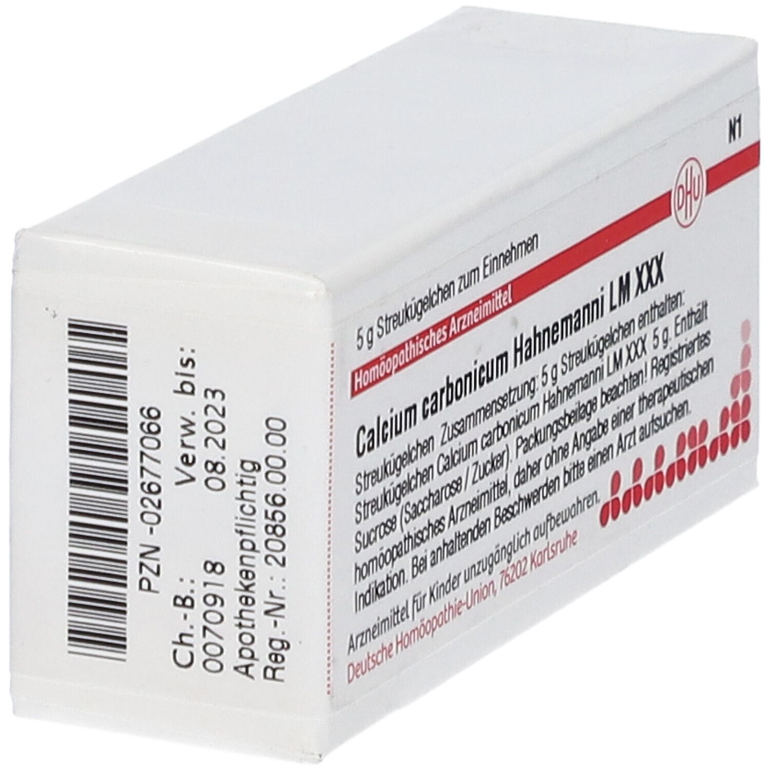 Weiße Schachtel, seitliche Ansicht. Aufschrift: Calcium carbonicum Hahnemanni LM XXX, DHU Logo. Barcode und Verfallsdatum.