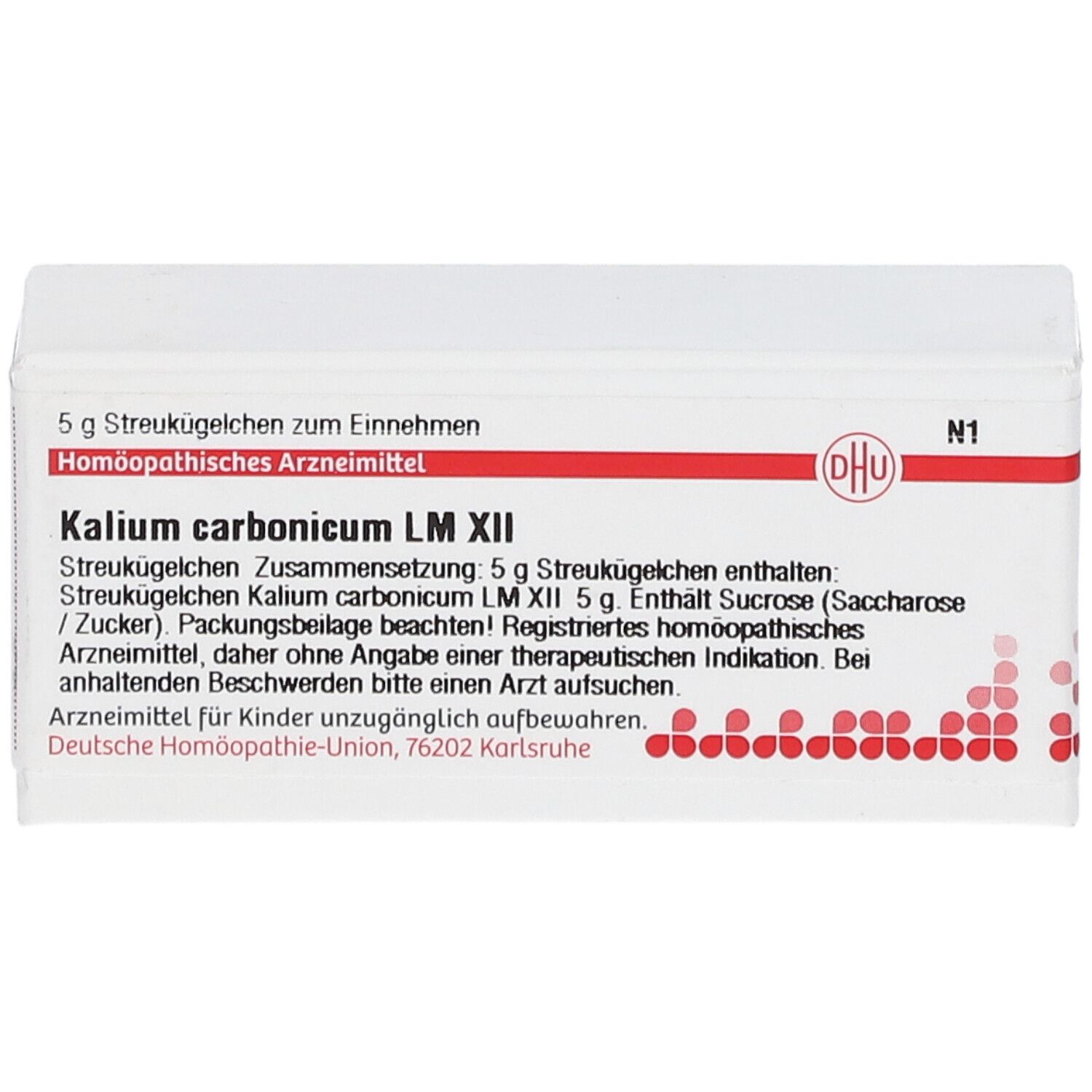 Weiße Schachtel mit roter Schrift. Enthält DHU Kalium carbonicum LM XII. Aufschrift: 5 g Streukügelchen. Homöopathisches Arzneimittel.