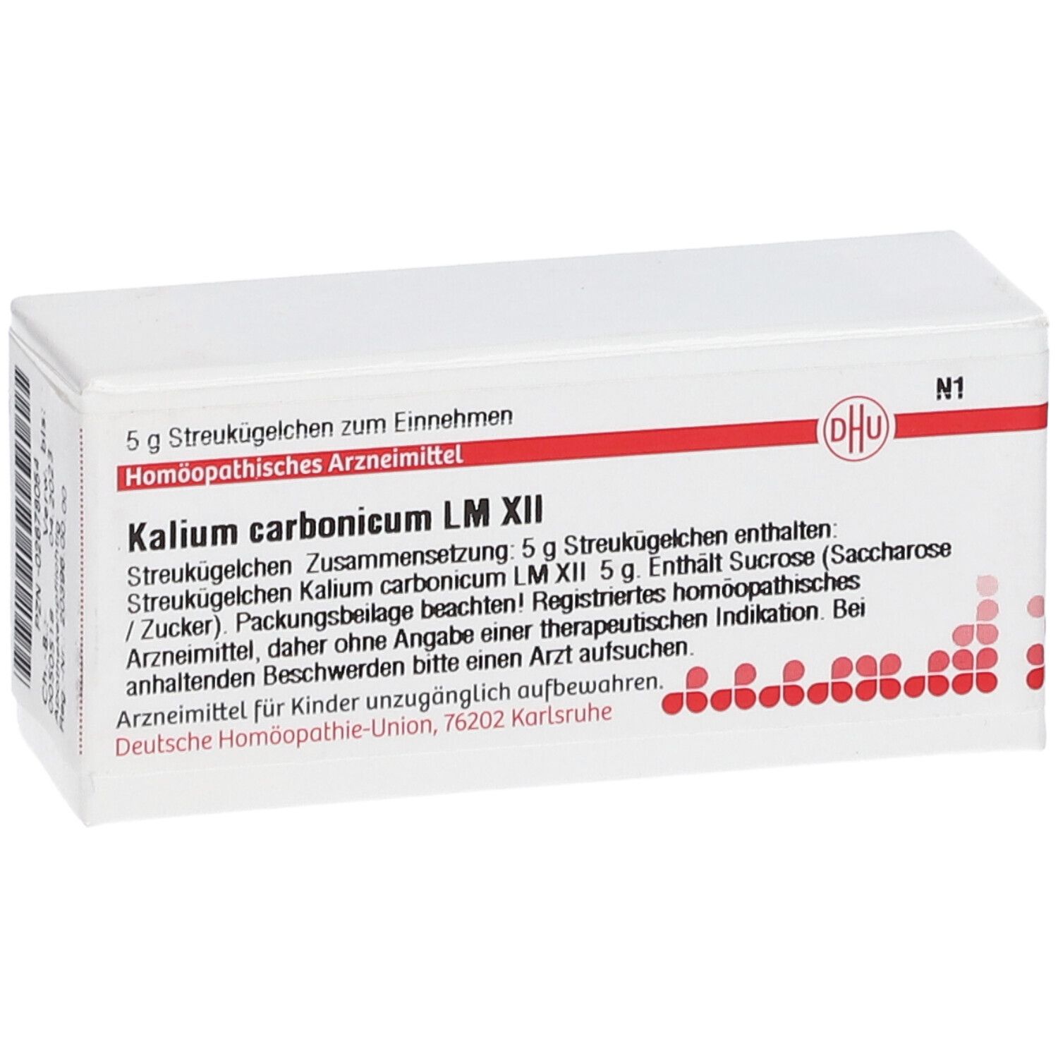 Weiße Schachtel mit roter Schrift. Enthält DHU Kalium carbonicum LM XII. Aufschrift: 5 g Streukügelchen. Homöopathisches Arzneimittel.