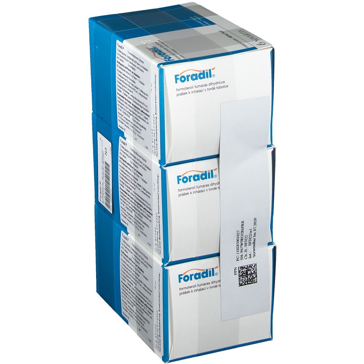 Drei Schachteln Foradil, blau-weiß. Aufdrucke mit Produktinformationen. Aufkleber mit Barcode und Text.