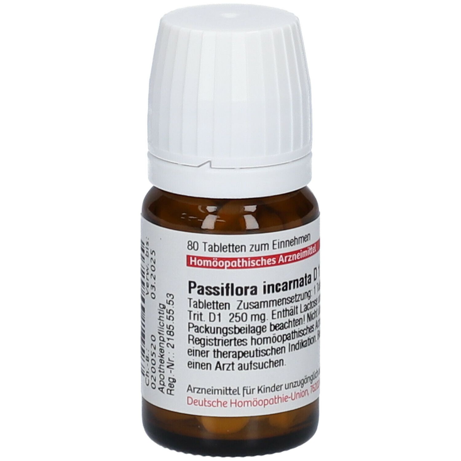 Braune Glasflasche mit weißen Deckel. Etikett mit Text: Passiflora incarnata D1. Enthält 80 Tabletten. Homöopathisches Arzneimittel.