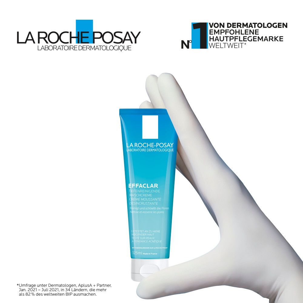 Tube Effaclar in Hand. Logo La Roche-Posay. Text: Von Dermatologen empfohlen. Weltweit Nr. 1 Hautpflegemarke.
