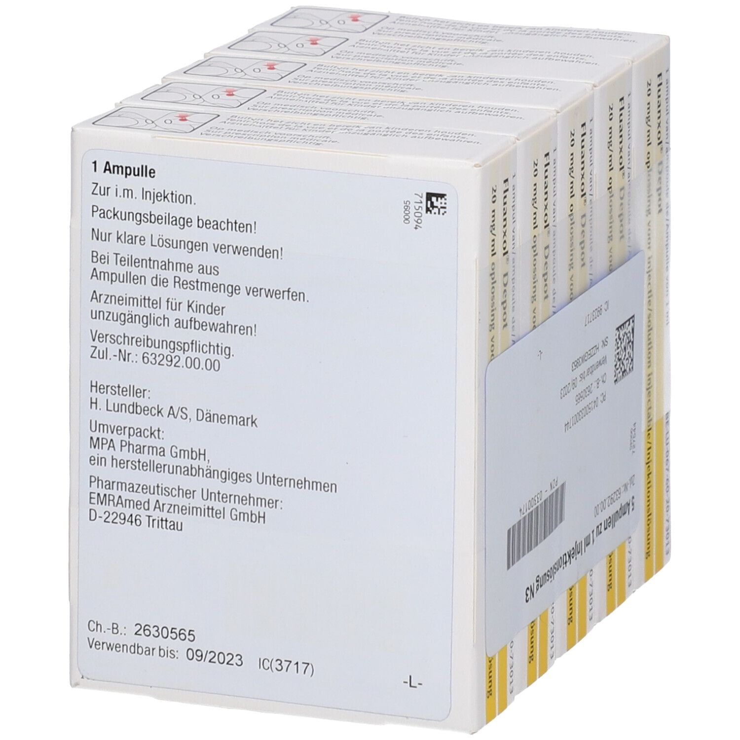 Rückseite einer Packung Fluanxol Depot. Text: Hersteller, Chargennummer, Verfallsdatum. Barcode und QR-Code.