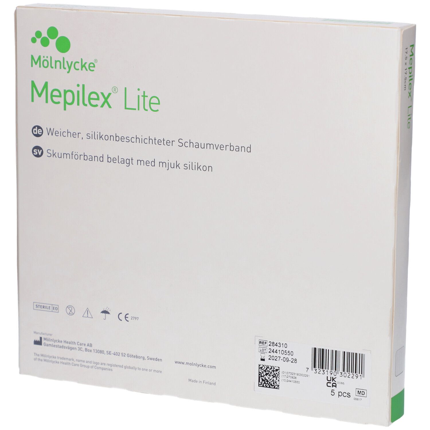 Rückseite der Mepilex Lite Verpackung. Text in Deutsch und Schwedisch. Enthält Informationen und Barcode. Größe: 17,5 x 17,5 cm.