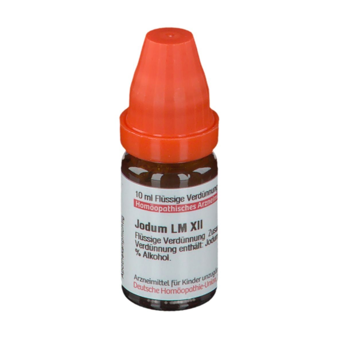 Braune Flüssigkeit in einer Glasflasche mit orangefarbenem Verschluss. Beschriftung: Jodum LM XII, 10 ml.