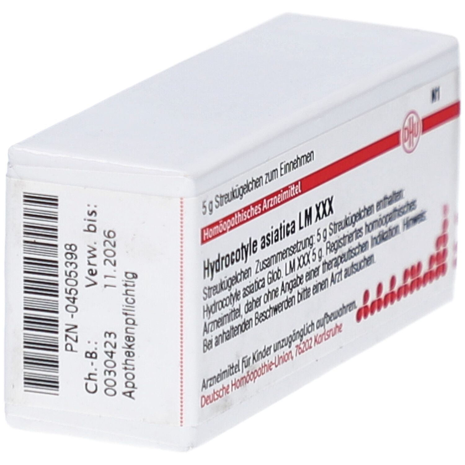 Weiße Schachtel mit roter Schrift und Barcode. Beschriftung: Hydrocotyle asiatica LM XXX. Apothekenpflichtig.
