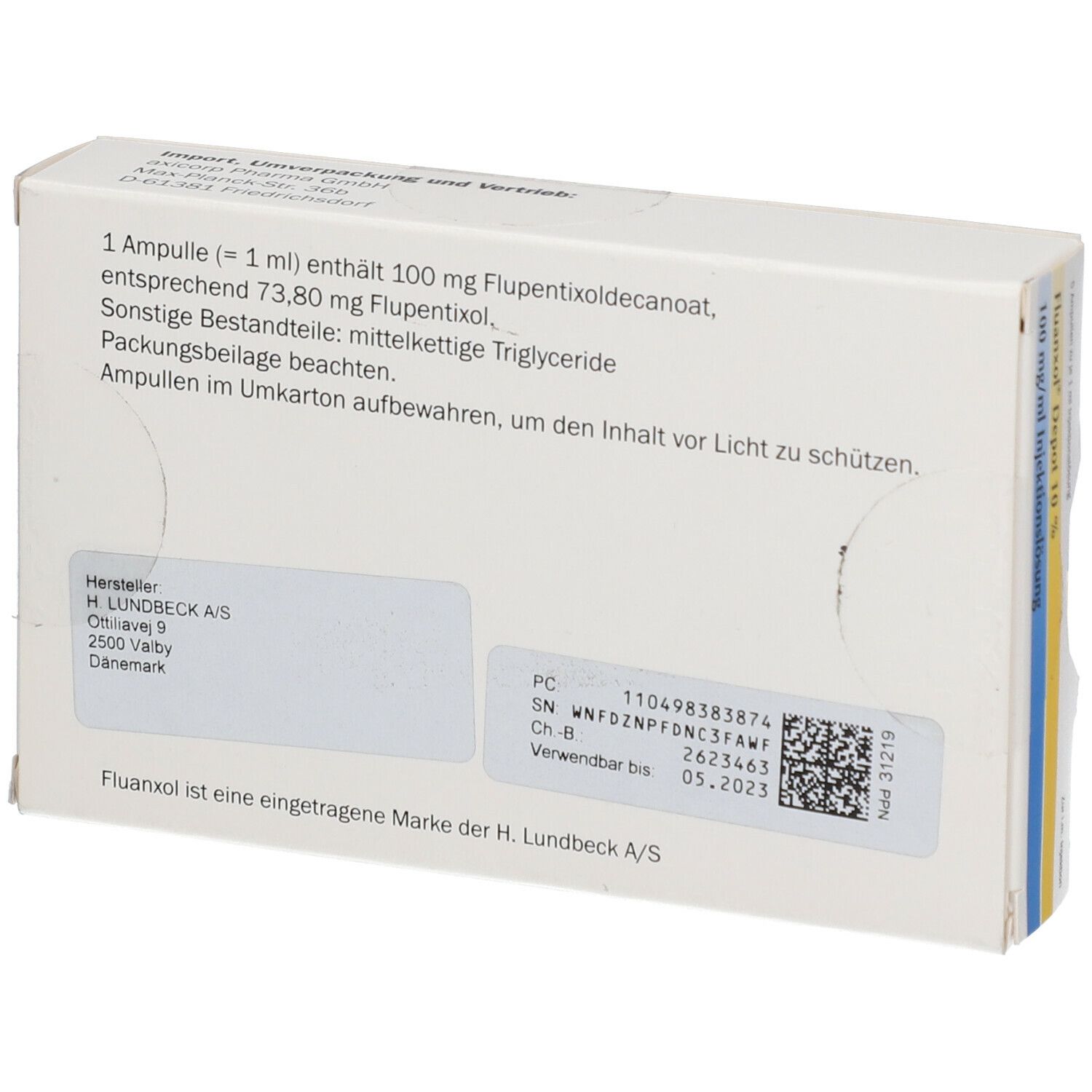 Rückseite der Fluanxol Depot 10% Verpackung. Informationen zu Inhaltsstoffen, Hersteller und Verfallsdatum.