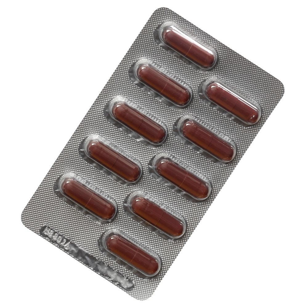 Blisterpackung mit braunen Kapseln. Kapseln in transparenten Blistern. Keine weiteren Elemente.