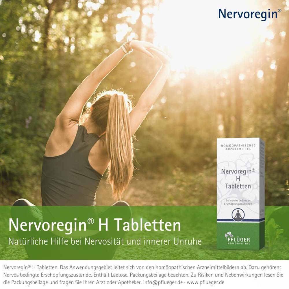 Frau dehnt sich im Freien. Auf dem Boden: Nervoregin® H Tabletten. Text: Natürliche Hilfe bei Nervosität und innerer Unruhe.