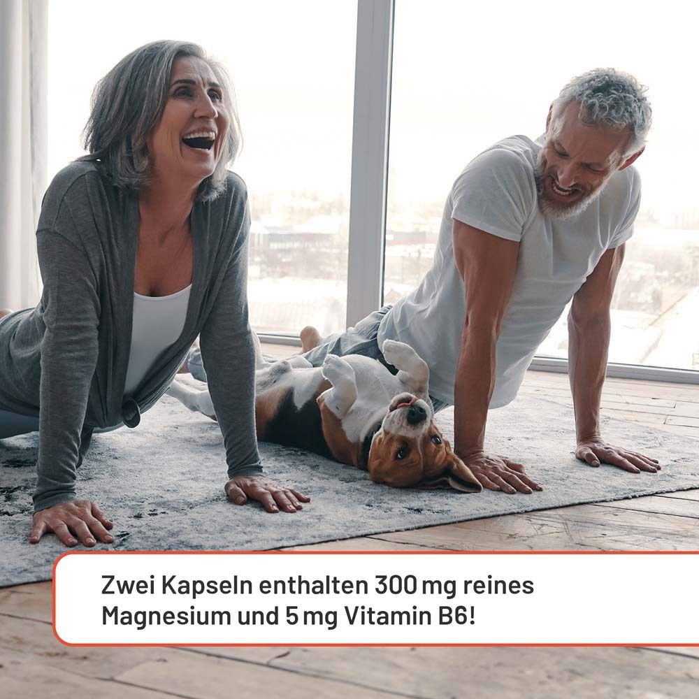 Älteres Paar beim Training. Text: "Zwei Kapseln enthalten 300 mg reines Magnesium und 5 mg Vitamin B6!"