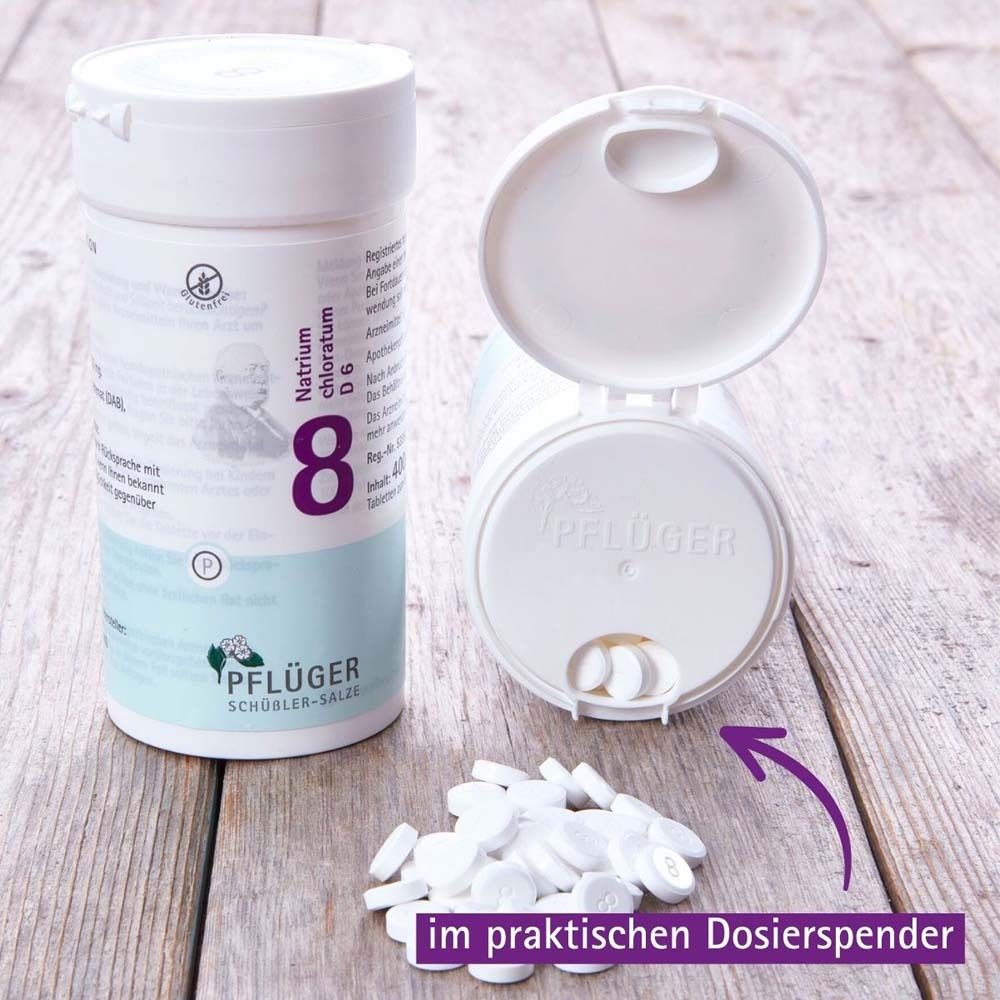 Dose mit Tabletten. Aufschrift: Nr. 8 Natrium chloratum D6. Tabletten im praktischen Dosierspender.