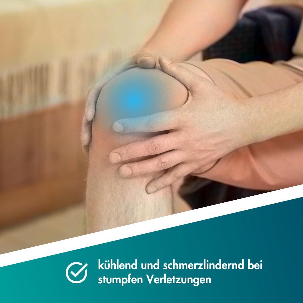 Knie mit blauem Schmerzpunkt, Hände halten das Knie. Text: kühlend und schmerzlindernd bei stumpfen Verletzungen.
