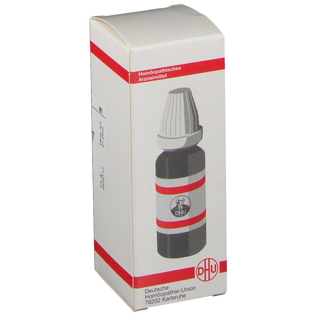 Weiße Schachtel mit roter Umrandung. Auf der Schachtel befindet sich eine Abbildung einer Flasche mit Flüssigkeit und dem DHU-Logo.