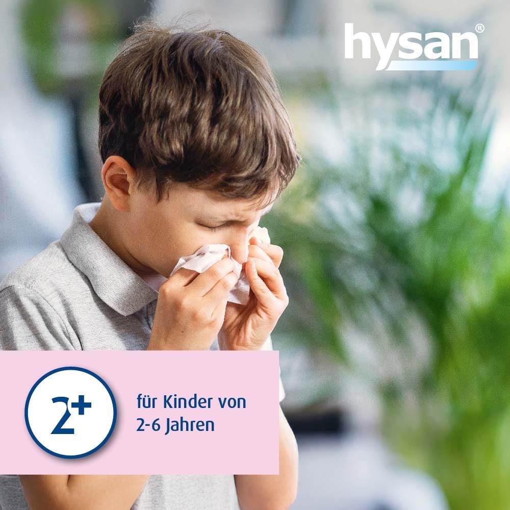 Kind putzt sich die Nase mit einem Taschentuch. Text: Für Kinder von 2-6 Jahren.