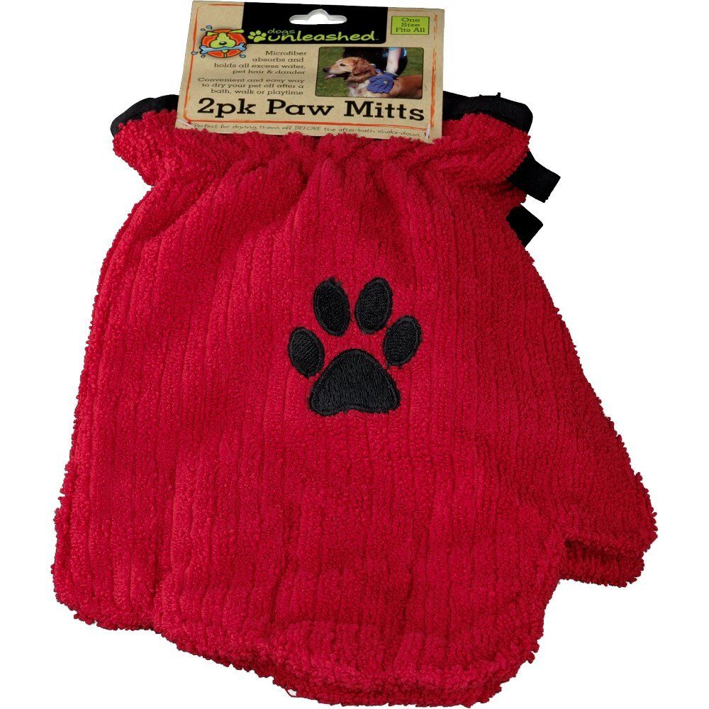Roter Mikrofaser-Pflegehandschuh mit schwarzem Pfotenabdruck. Zwei Stück, mit Aufhänger.