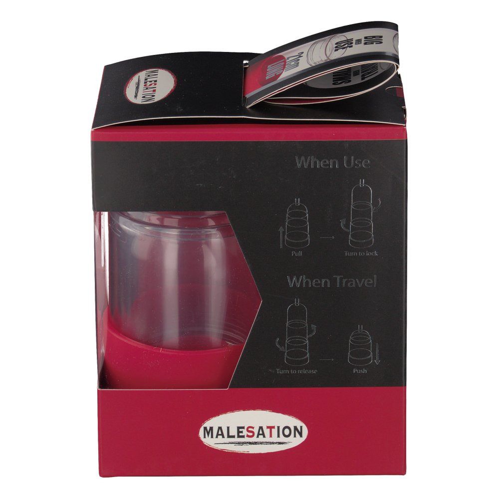 Verpackung mit Produkt. Roter Sockel, transparenter Zylinder. Schwarze Verpackung mit Markenlogo und Produktname.