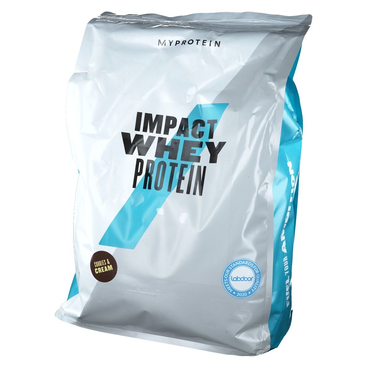 Sac de Myprotein Impact Whey Protein, Cookies & Cream. Blanc, bleu et bleu clair. Logo et nom du produit visibles. Sceau Labdoor.