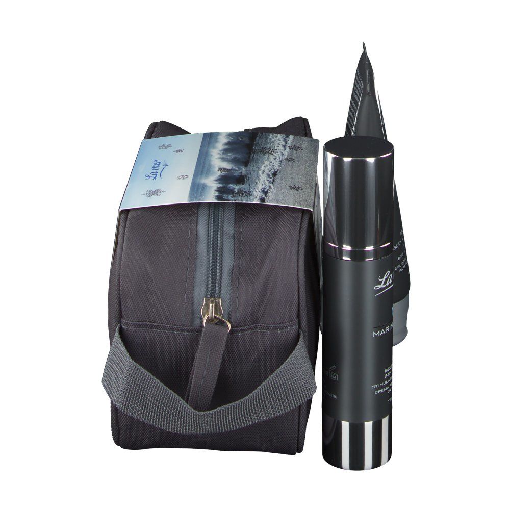 Kosmetiktasche mit einem Produkt. Aufschrift: La mer. Die Tasche hat einen Reißverschluss und einen Tragegriff.