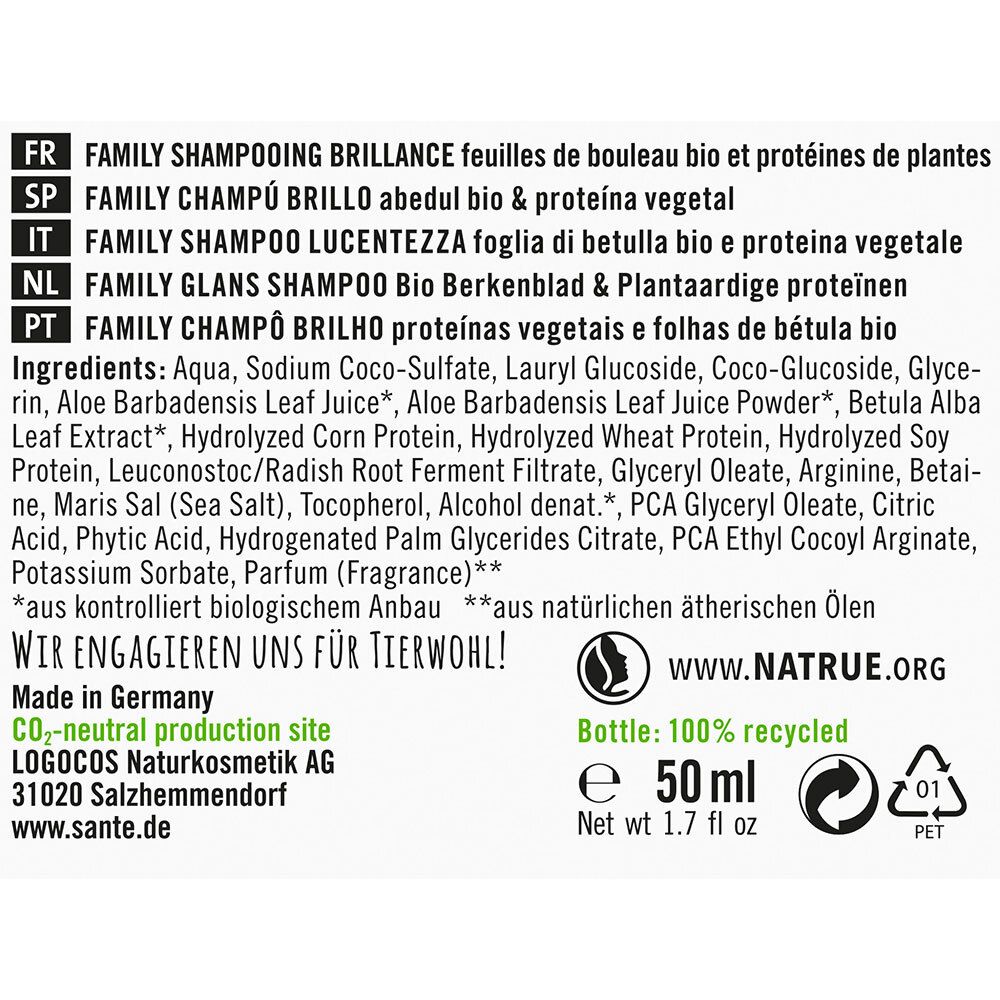 Rückseite der Shampoo-Flasche. Text in mehreren Sprachen. Zutatenliste. Logo: www.NATRUE.org. Flasche: 100% recycelt. 50 ml.