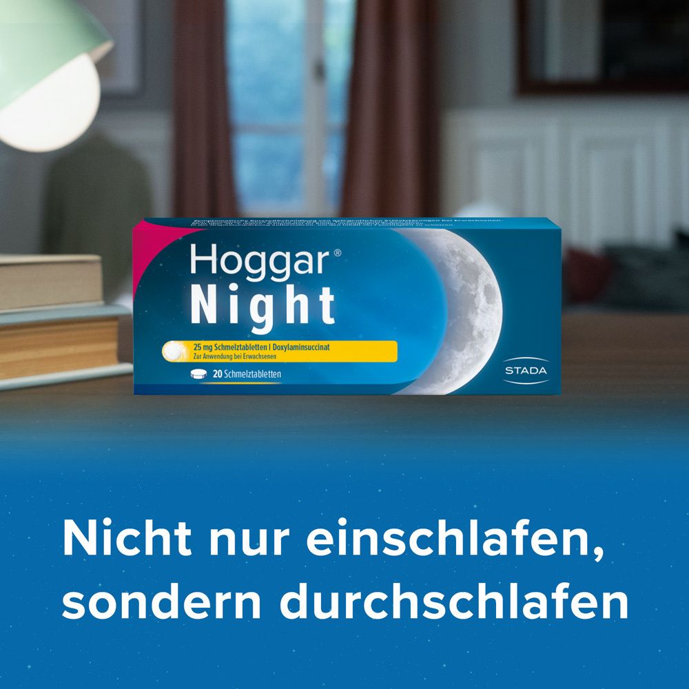 Hoggar Night-Packung. Blaue Schachtel mit Mond und gelbem Halbmond. Text: Nicht nur einschlafen, sondern durchschlafen. STADA-Logo.