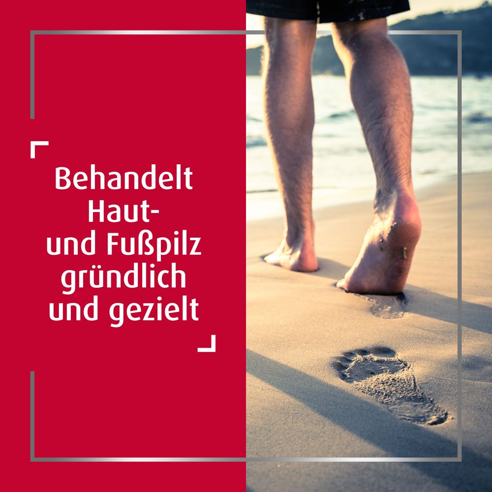 Text auf rotem Hintergrund: Behandelt Haut- und Fußpilz gründlich und gezielt. Füße gehen am Strand entlang.