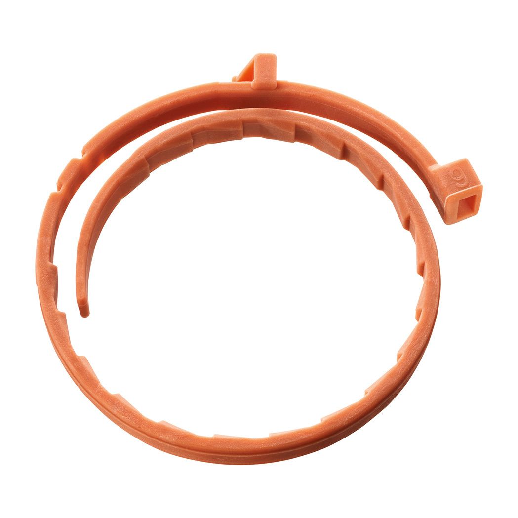 Braunes Halsband, Bolfo Zecken- und Flohschutzband. Ringförmig, mit Verschluss. Orangefarbenes Material.