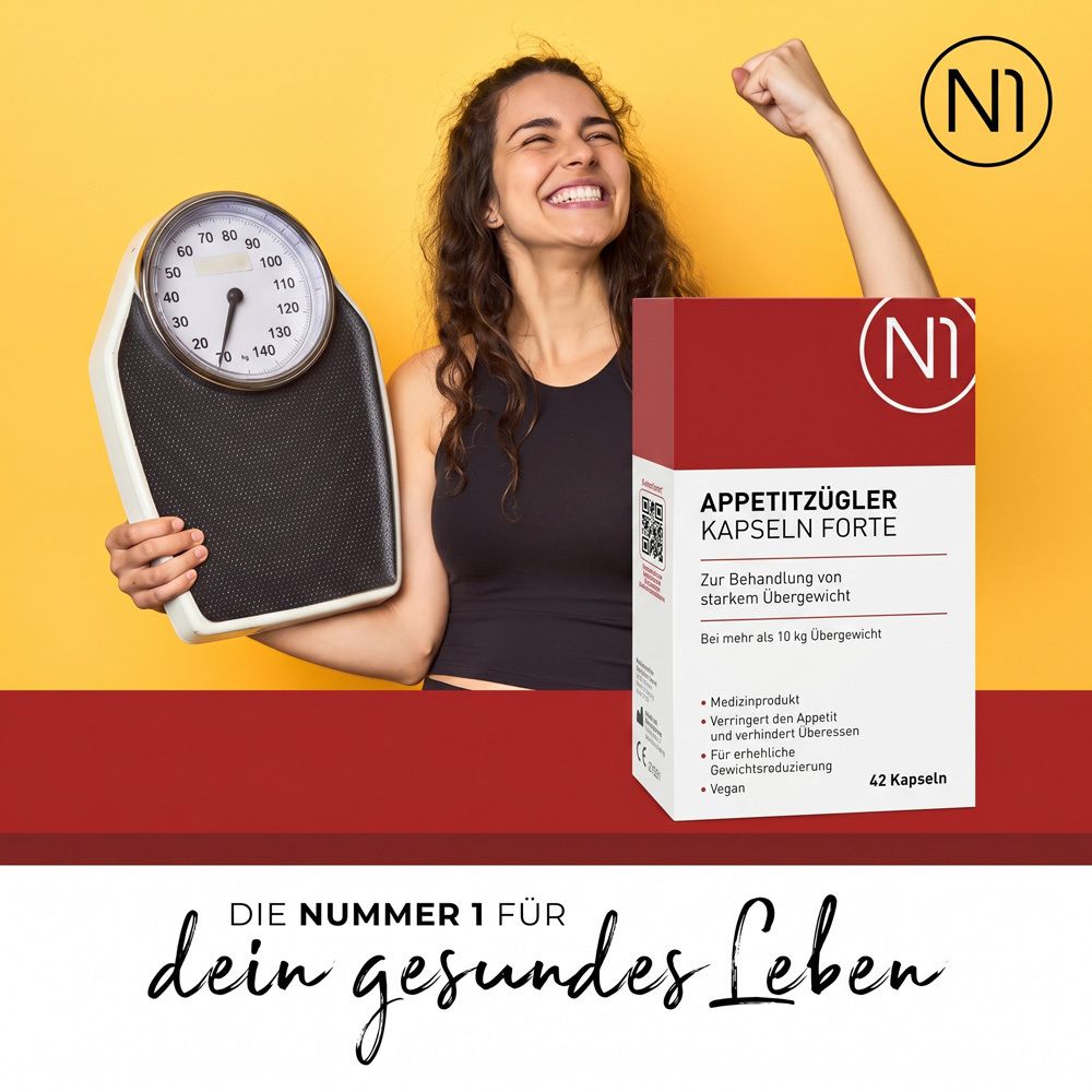 Glückliche Frau hält eine Personenwaage. Packung N1 Appetitzügler Kapseln Forte daneben. 'Die Nummer 1 für dein gesundes Leben'.