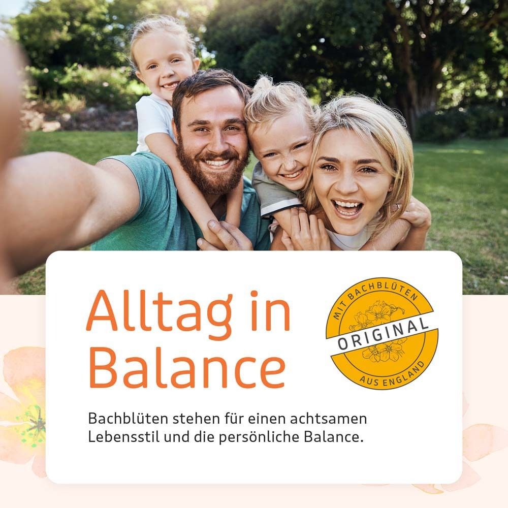 Familie macht ein Selfie. Text: Alltag in Balance. Bachblüten stehen für einen achtsamen Lebensstil und die persönliche Balance.