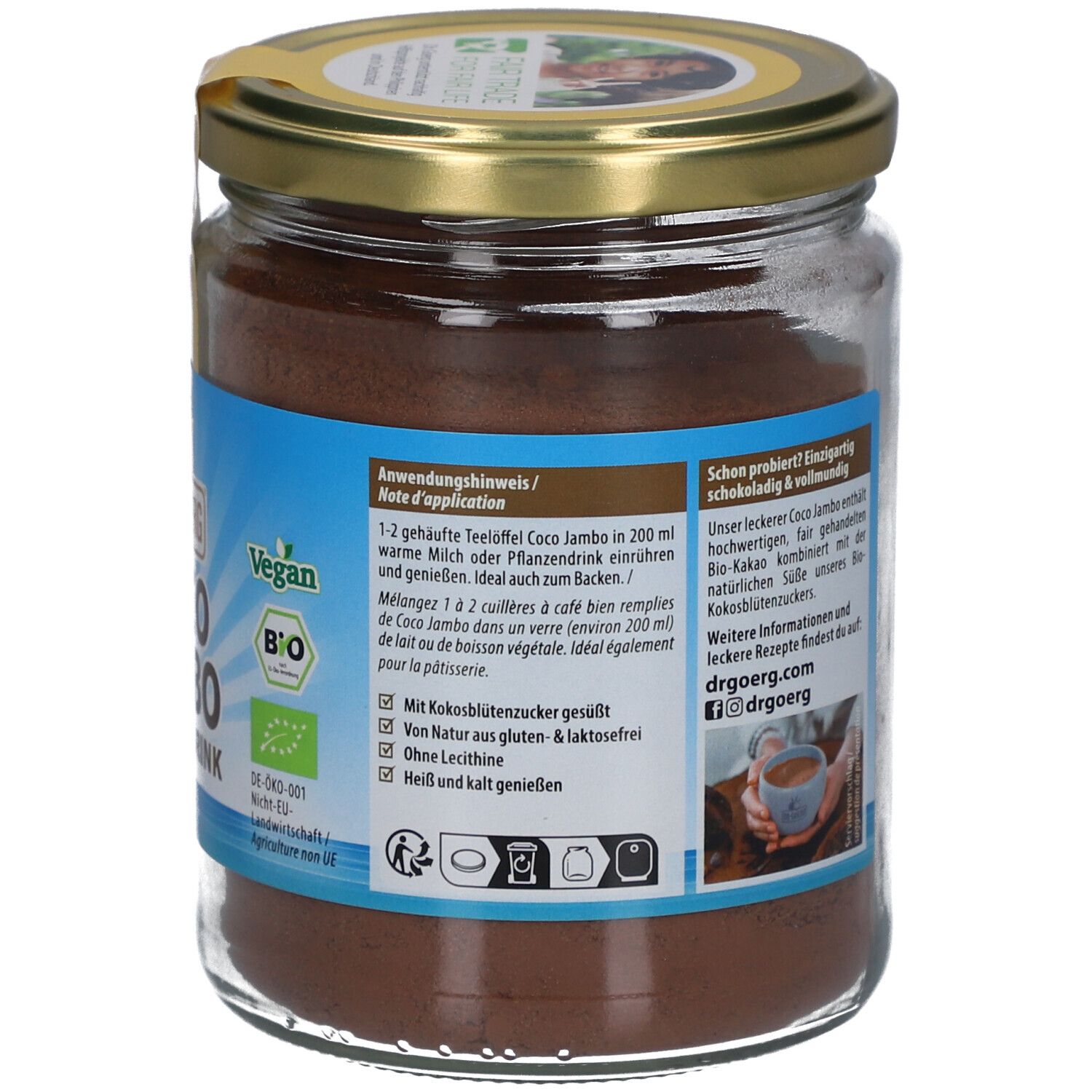 Glas mit braunem Pulver. Etikett mit Anwendungshinweis, Vegan-Logo, Bio-Siegel und Panda-Illustration.