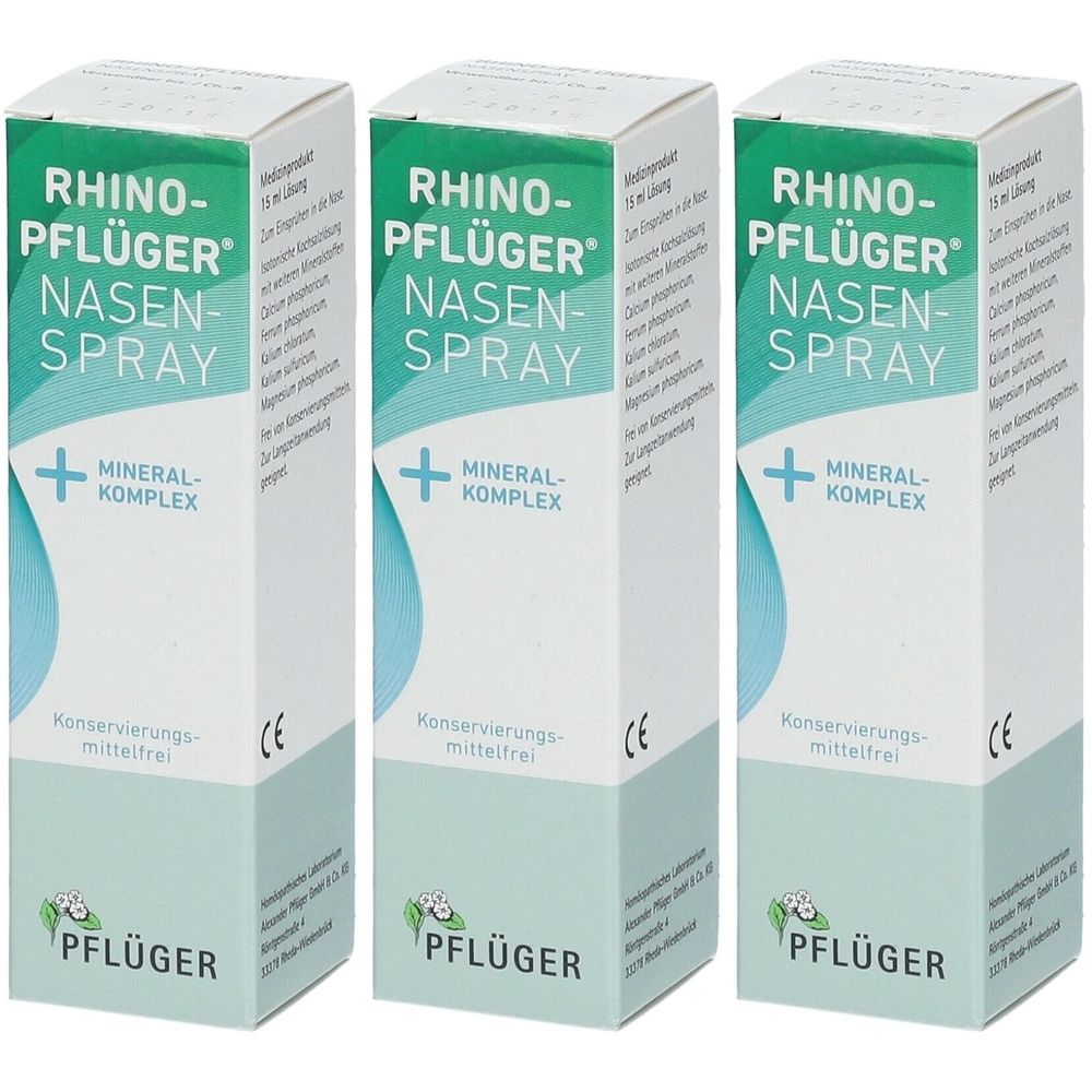 Drei Schachteln Nasenspray. Aufschrift: Rhino-Pflüger Nasenspray + Mineralkomplex. Mit CE-Kennzeichnung.
