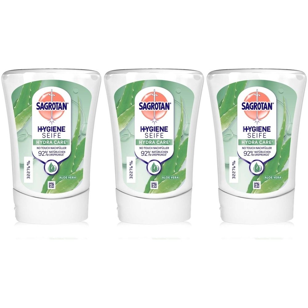 Drei Nachfüller für Seife. Weiße Behälter mit grünen Etiketten. Aufschrift: SAGROTAN, HYGIENE SEIFE, HYDRA CARE, 92%.