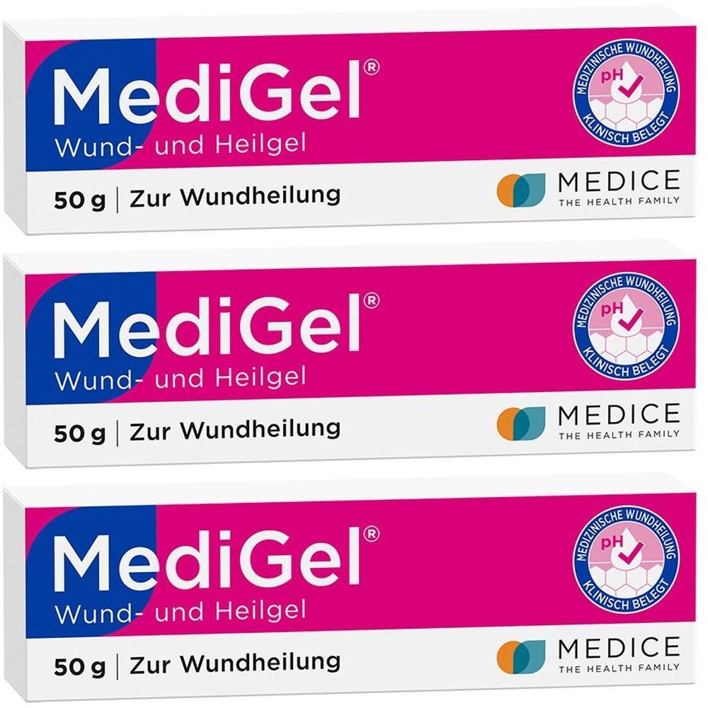 Drei Tuben MediGel. Rosa-weiß Verpackung mit blauer Schrift. Aufschrift: Wund- und Heilgel, 50g, Zur Wundheilung. Logo: Medice.