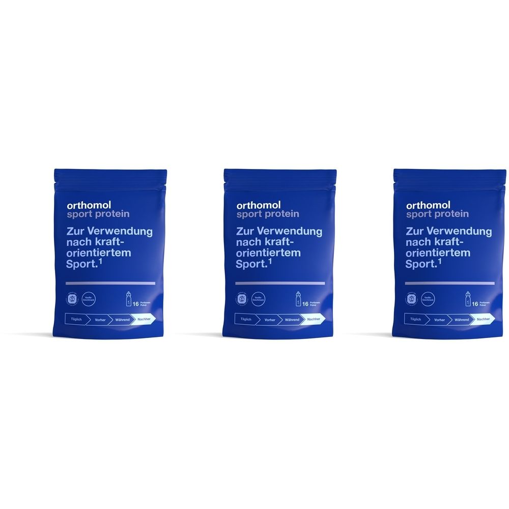 Drei blaue Beutel mit der Aufschrift "Orthomol sport protein". Text: "Zur Verwendung nach kraftorientiertem Sport."
