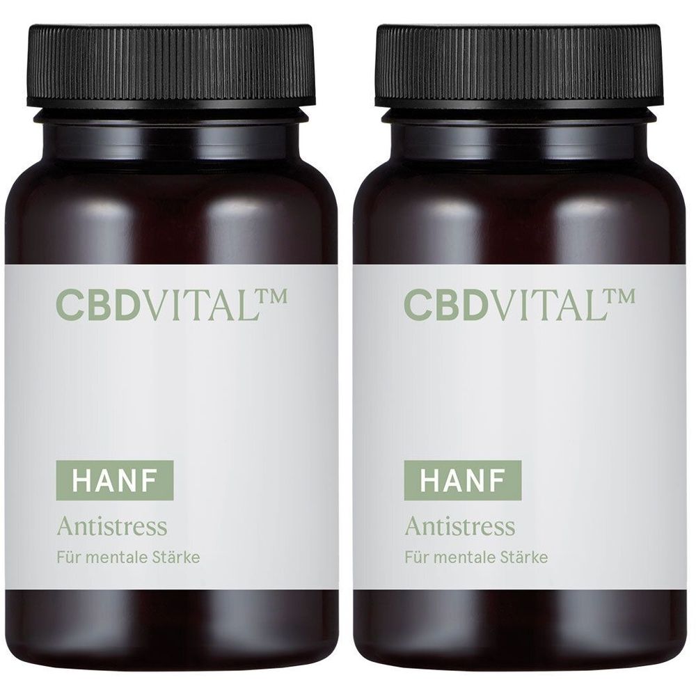 Zwei braune Flaschen mit schwarzen Deckeln. Auf den Etiketten steht CBDVITAL, HANF Antistress, Für mentale Stärke.