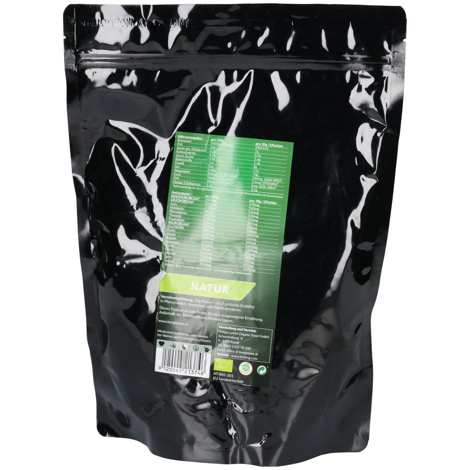 Rückseite eines schwarzen Beutels mit BIO Hanfprotein Natur Etikett. Enthält Nährwertangaben und Bio-Siegel.