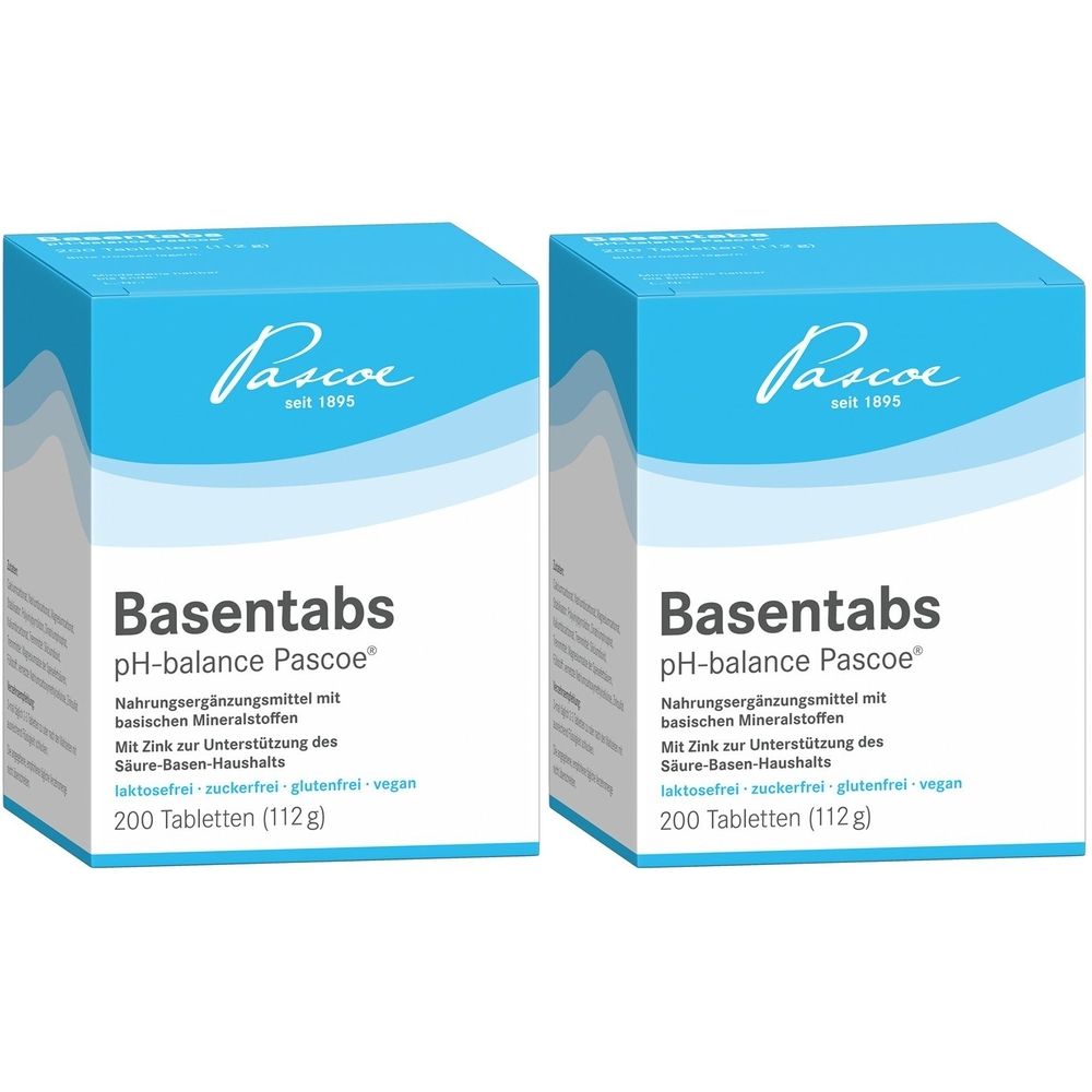 Zwei quadratische Schachteln mit "Basentabs pH-balance Pascoe". Blaue und weiße Verpackung. Text: "Nahrungsergänzungsmittel".