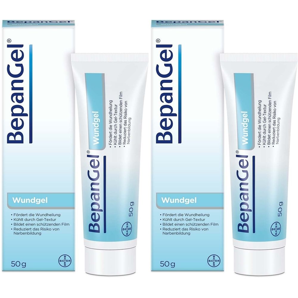 Zwei Tuben und zwei Schachteln BepanGel Wundgel. Die Tube ist weiß mit blauem Streifen. Aufschrift: BepanGel, Wundgel, 50g.
