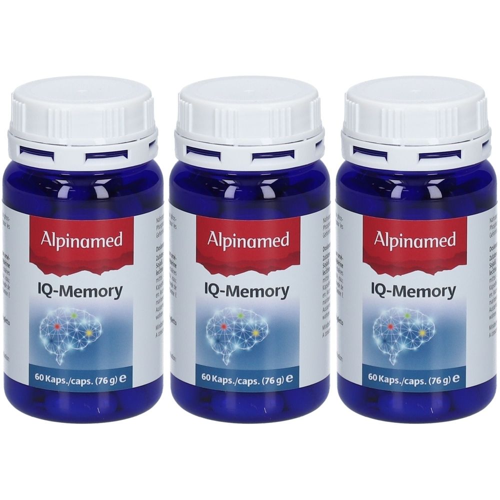 Drei blaue Flaschen mit weißen Deckeln. Auf den Etiketten steht "Alpinamed IQ-Memory". Jede Flasche enthält 60 Kapseln.