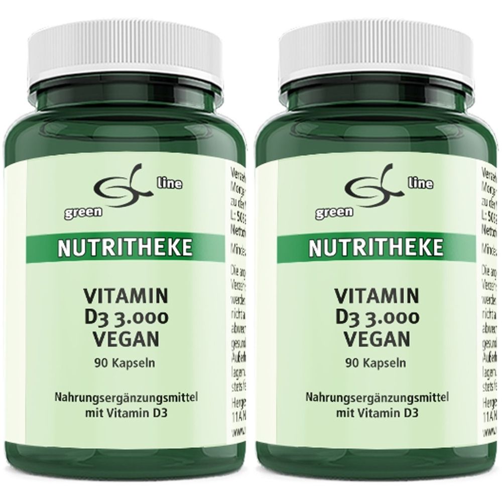 Zwei grüne Flaschen mit weißem Deckel. Aufschrift: NUTRITHEKE Vitamin D3 3.000 vegan, 90 Kapseln. Nahrungsergänzungsmittel mit Vitamin D3.