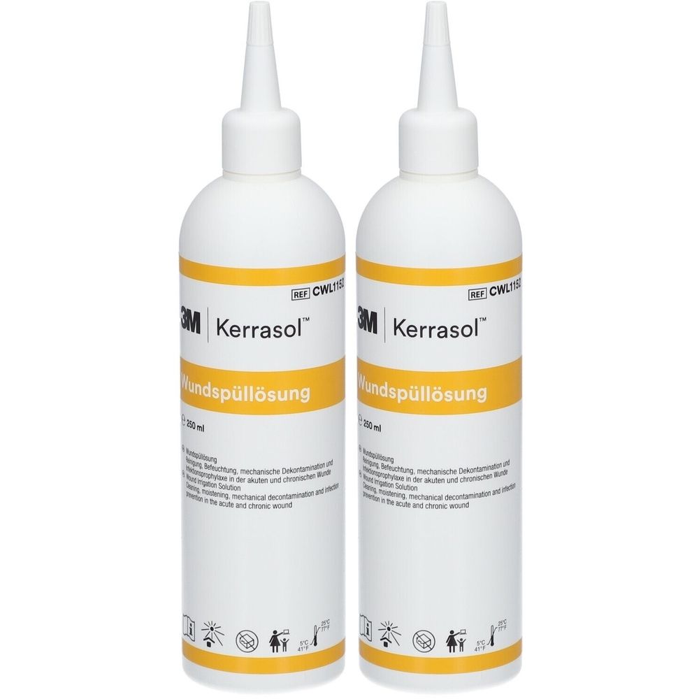 Zwei weiße Flaschen mit gelben Etiketten. Aufschrift: KerraSol Wundspüllösung. Mit spitzem Ausgießer.