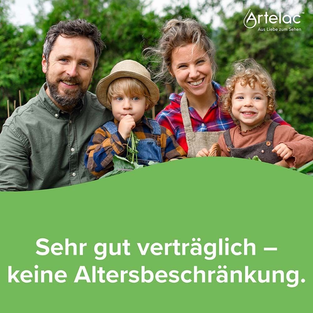 Glückliche Familie im Freien, Artelac Logo oben rechts.