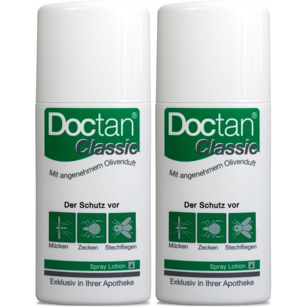 Zwei weiße Sprühflaschen mit grünem Etikett. Aufschrift: Doctan Classic, Schutz vor Mücken, Zecken, Stechfliegen. Exklusiv in Apotheken.