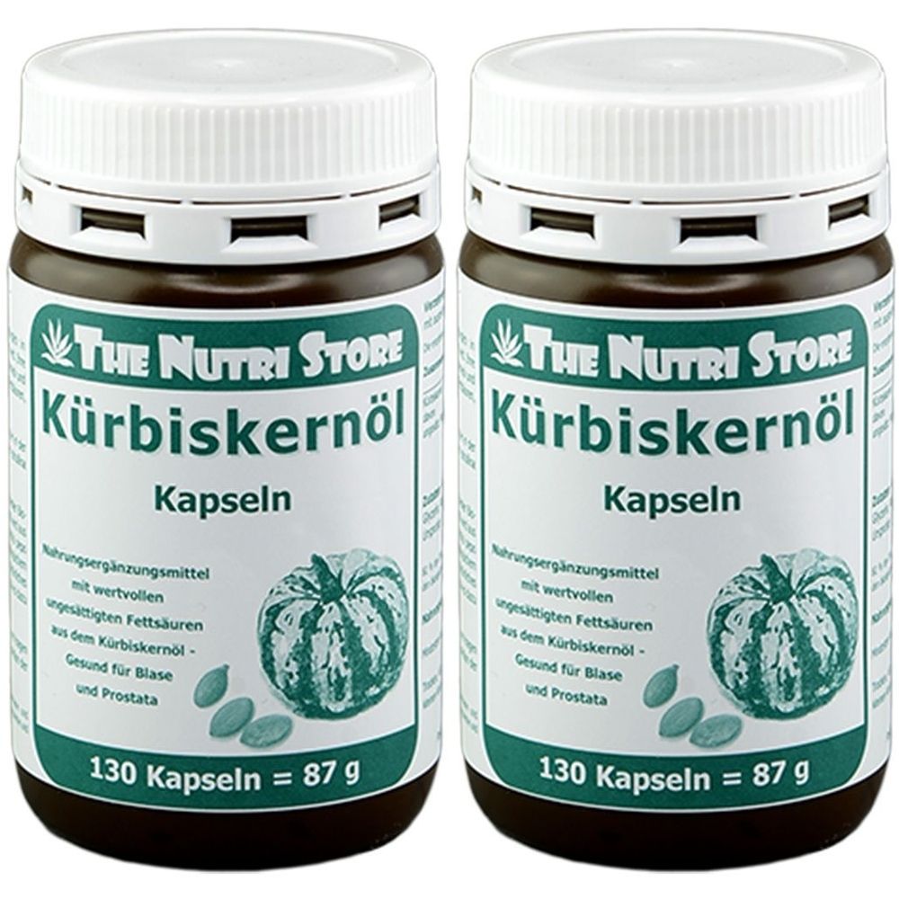 Zwei braune Dosen mit weißen Deckeln. Aufschrift: Kürbiskernöl Kapseln. 130 Kapseln = 87 g. Marke: The Nutri Store. Abbildung einer Kürbis.