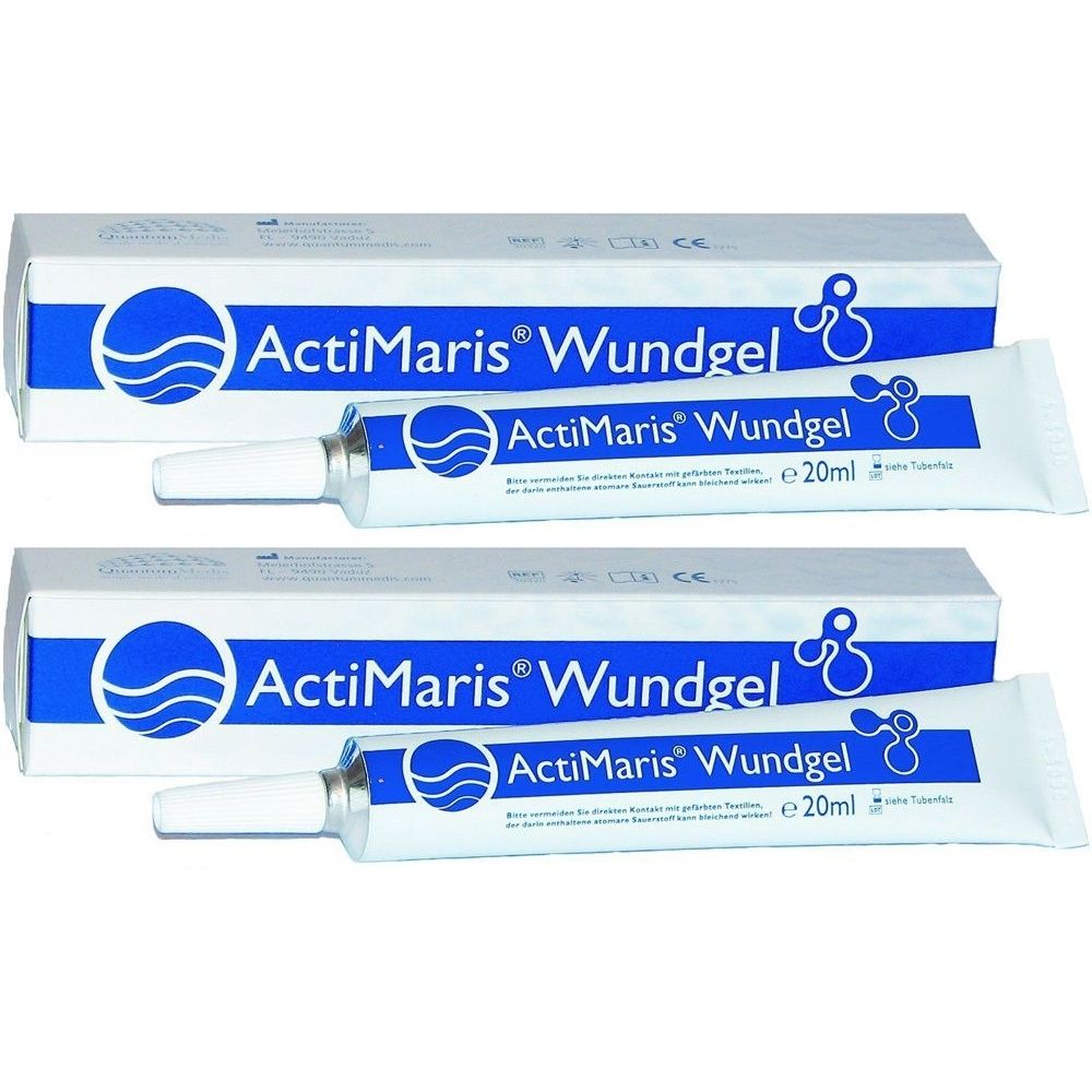 Zwei Packungen und Tuben ActiMaris® Wundgel. Weiße Tuben mit blauer Schrift und Logo. Kartons mit blauem Logo und Schriftzug.